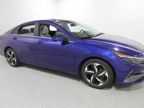 Used 2023 Hyundai Elantra Limited FWD image 1