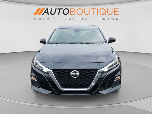 Used 2022 Nissan Altima 2.5 SV FWD image 8