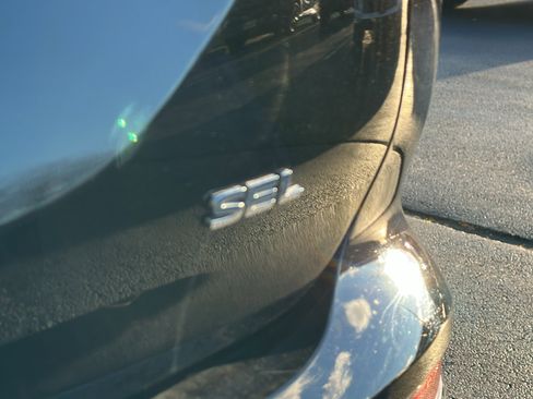 Used 2022 Mitsubishi Outlander SEL image 11