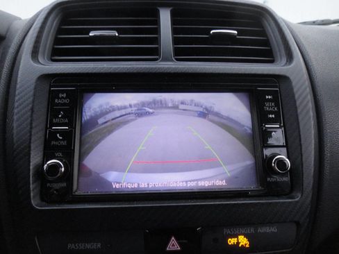 Used 2018 Mitsubishi Outlander Sport ES image 13