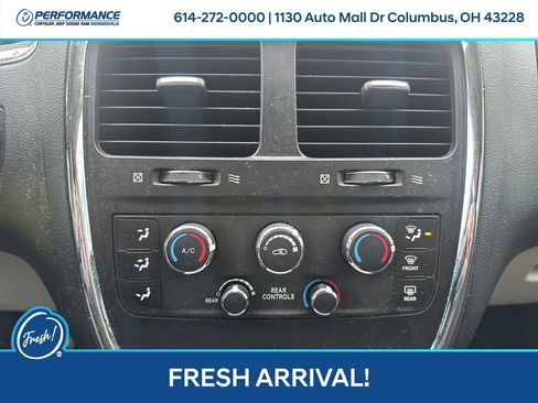Used 2014 Dodge Grand Caravan SXT image 22