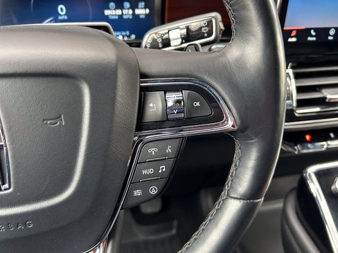 Used 2022 Lincoln Navigator L Reserve image 30