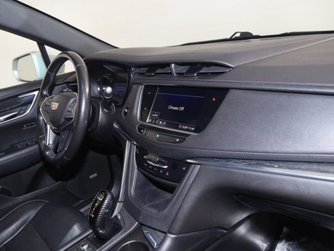 Used 2020 Cadillac XT5 Premium Luxury image 41