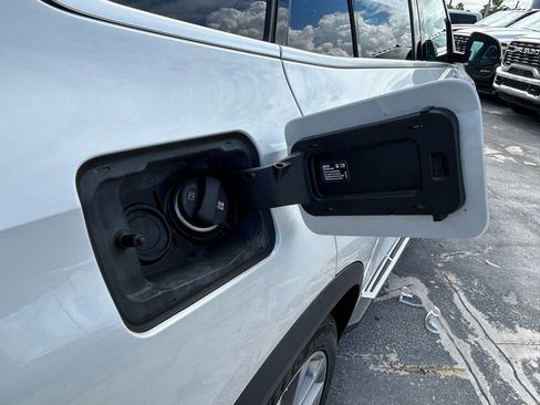 Used 2024 BMW X5 xDrive40i image 41