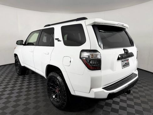 Used 2023 Toyota 4Runner TRD Off-Road Premium w/ Moonroof Package AWD/4WD image 21