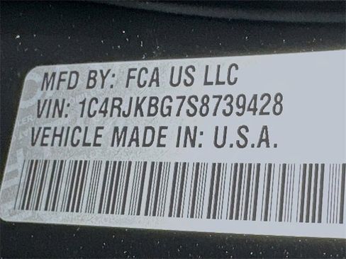 New 2025 Jeep Grand Cherokee L Limited w/ Luxury Tech Group II image 17