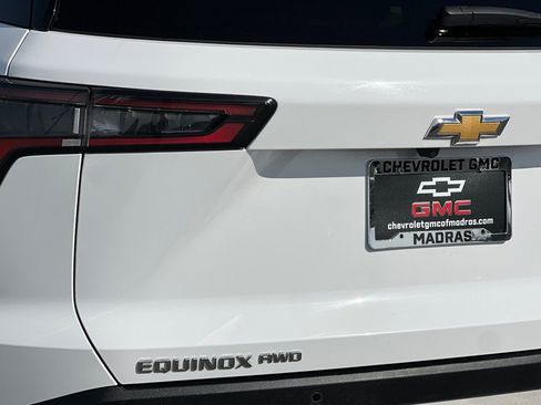 Used 2025 Chevrolet Equinox LT w/ Convenience Package II image 48