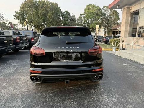 Used 2016 Porsche Cayenne S w/ Premium Plus Package AWD/4WD image 6