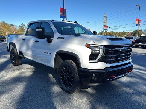 New 2026 Chevrolet Silverado 2500 LT w/ Trail Boss Package image 6