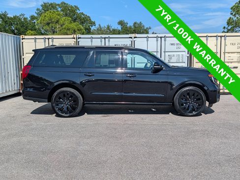 Used 2025 Ford Expedition Max Platinum w/ Stealth Appearance Package AWD/4WD image 3