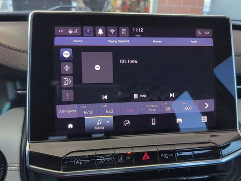 Used 2022 Jeep Compass Limited w/ Sun and Sound Group AWD/4WD image 18