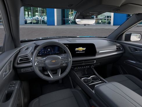 New 2026 Chevrolet Traverse LT w/ Driver Confidence Package image 15