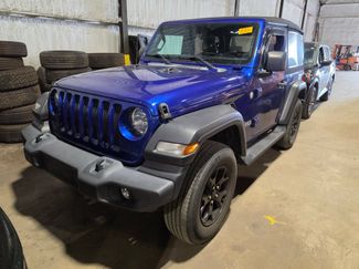Used 2020 Jeep Wrangler Sport AWD/4WD video 1