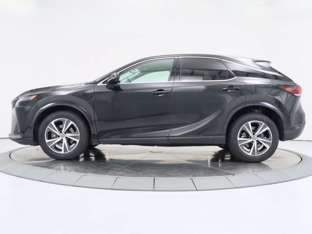 Used 2024 Lexus RX 350 FWD w/ Technology Package image 2