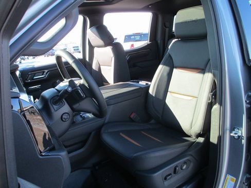 New 2026 GMC Sierra 1500 AT4 w/ AT4 Premium Package image 12