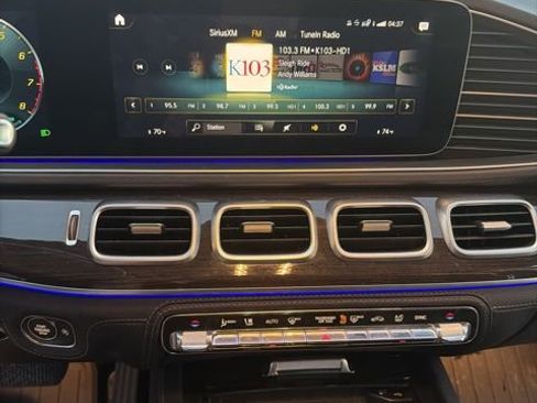 Used 2020 Mercedes-Benz GLE 450 4MATIC image 4