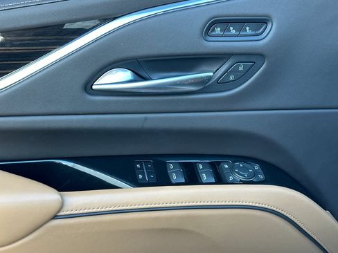 Used 2023 Cadillac Escalade Sport image 13
