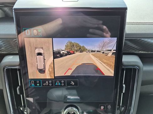 New 2026 GMC Yukon XL AT4 image 44