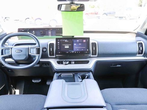 Certified 2025 Ford Expedition Max Active RWD image 12