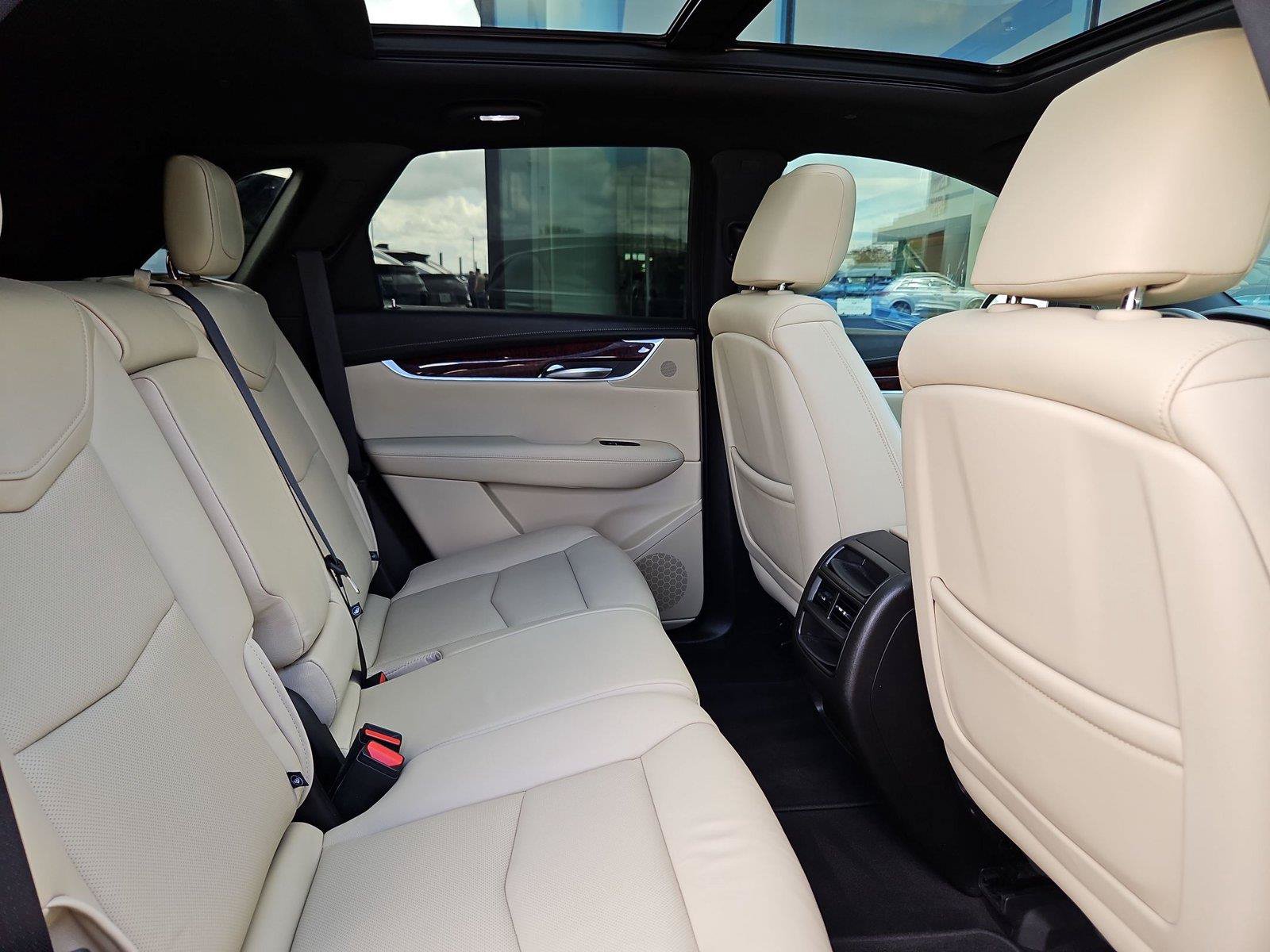 Used 2019 Cadillac XT5 Luxury FWD image 28