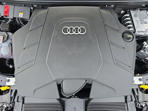 New 2026 Audi Q7 3.0T Premium Plus AWD/4WD image 34