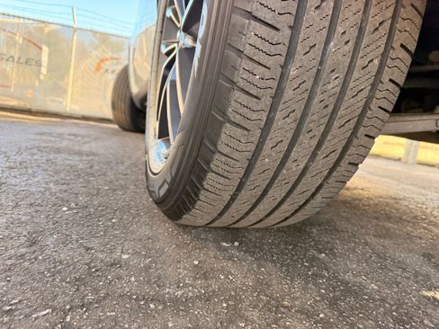 Used 2020 Jeep Grand Cherokee Limited image 44