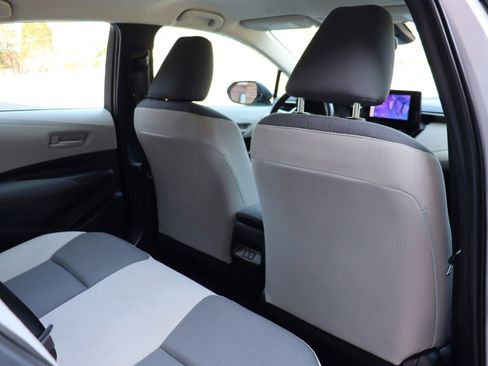 Used 2023 Toyota Corolla LE image 18