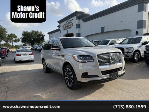 Used 2023 Lincoln Navigator Reserve AWD/4WD image 1