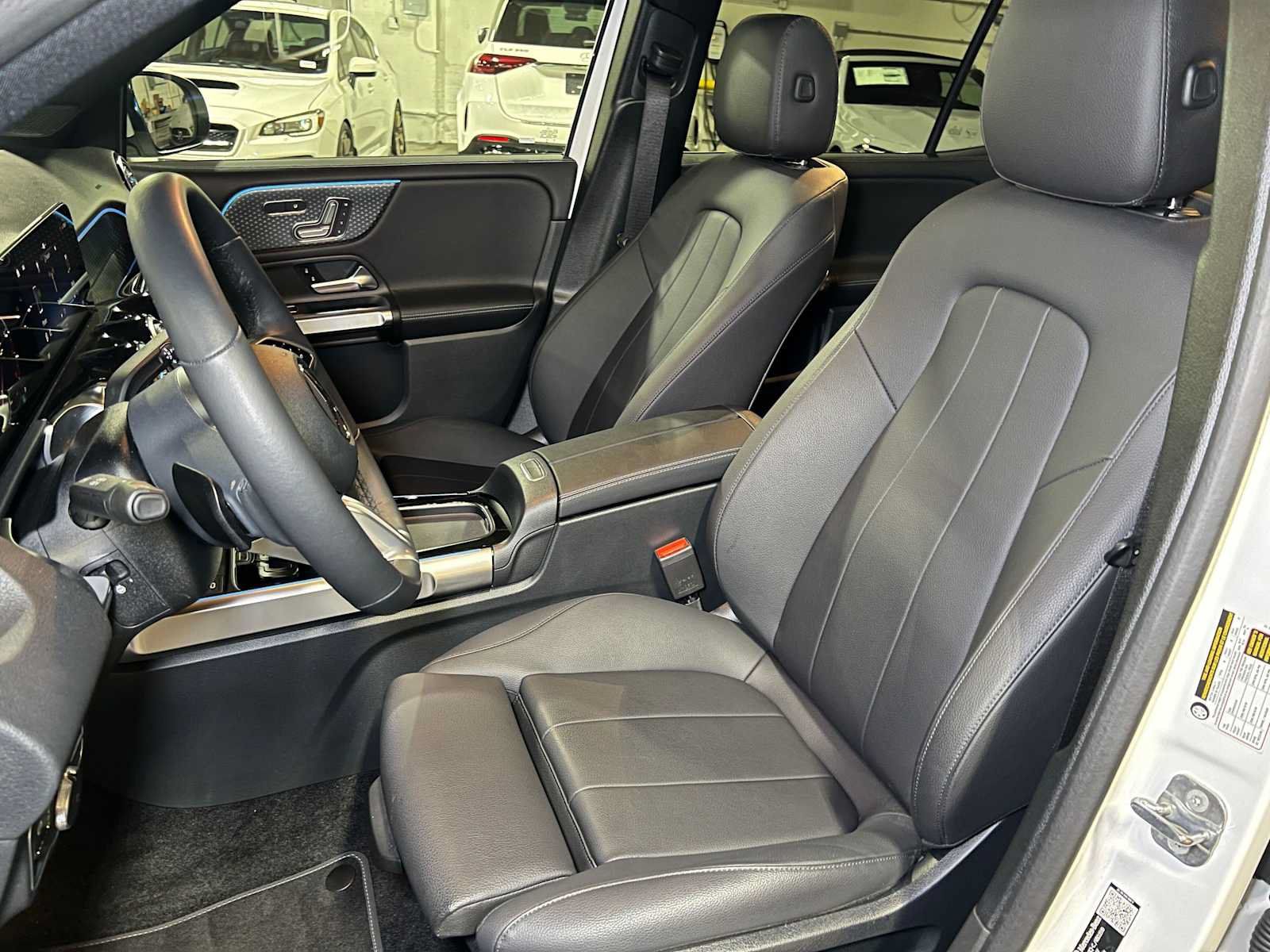 Used 2026 Mercedes-Benz GLB 250 4MATIC image 25