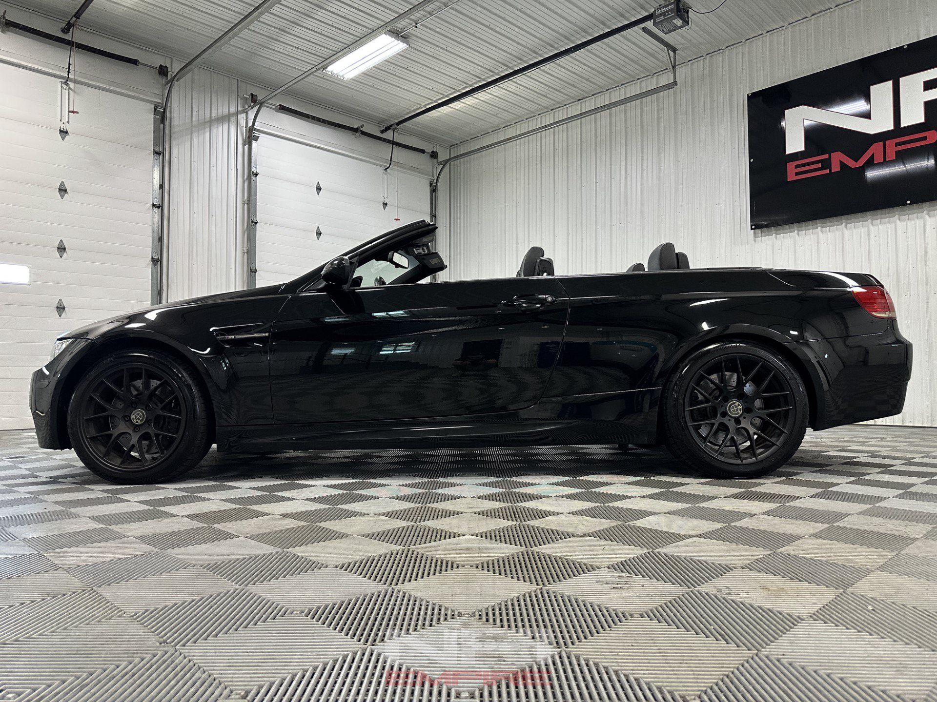 Used 2010 BMW M3 Convertible RWD image 20