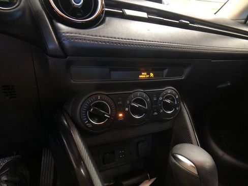 Used 2016 Scion iA image 17