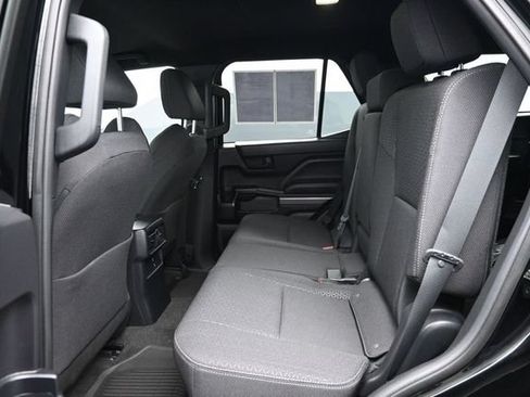 Used 2025 Toyota 4Runner SR5 AWD/4WD image 8