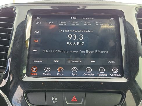 Used 2020 Jeep Cherokee Limited image 17