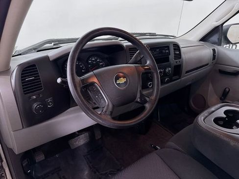Used 2013 Chevrolet Silverado 1500 W/T image 9