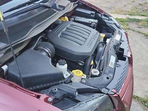 Used 2019 Dodge Grand Caravan GT image 38