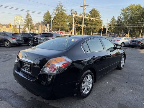 Used 2011 Nissan Altima 2.5 SL w/ 2.5SL Pkg FWD image 5