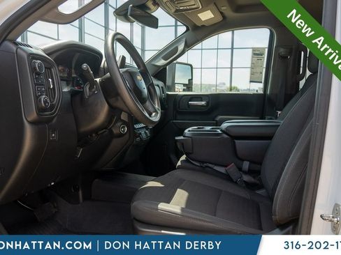 Used 2024 Chevrolet Silverado 2500 Custom w/ Custom Value Package AWD/4WD image 3