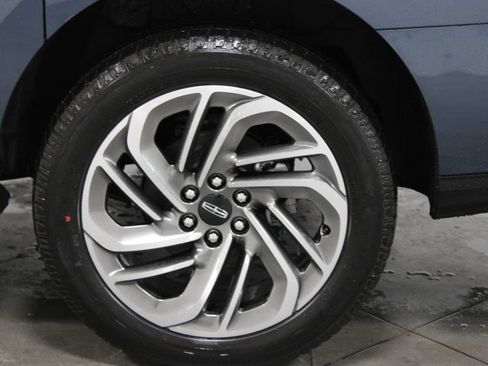 New 2027 Lincoln Navigator L Reserve RWD image 20