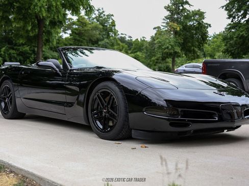 Used 2003 Chevrolet Corvette Convertible w/ Preferred Equipment Group1 RWD image 12