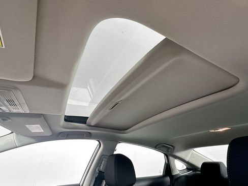 Used 2021 Honda Civic EX image 21