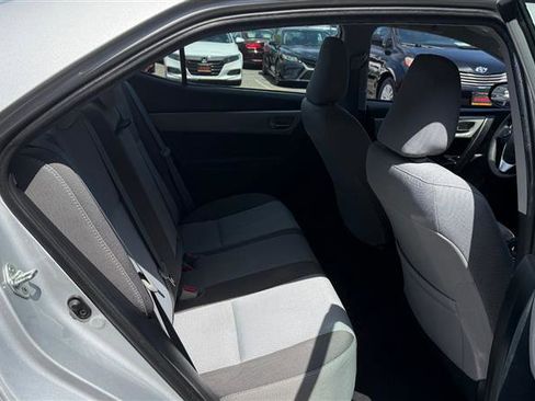 Used 2017 Toyota Corolla LE w/ Carpet Mat Package (TMS) FWD image 16