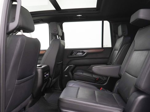 Used 2025 GMC Yukon XL Denali w/ Sun & Power Step Package AWD/4WD image 20