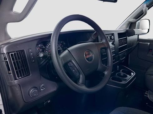 Used 2024 GMC Savana 2500 w/ Driver Convenience Package image 9