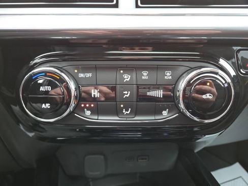 New 2026 Chevrolet Trax ACTIV w/ Sunroof Package image 12