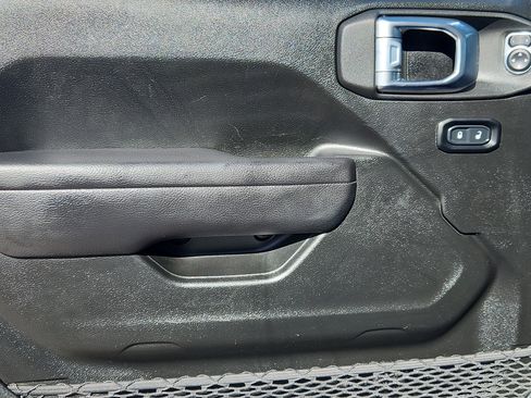 Used 2022 Jeep Wrangler Unlimited Sport image 6