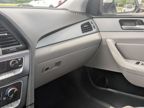 Used 2018 Hyundai Sonata SEL FWD image 22