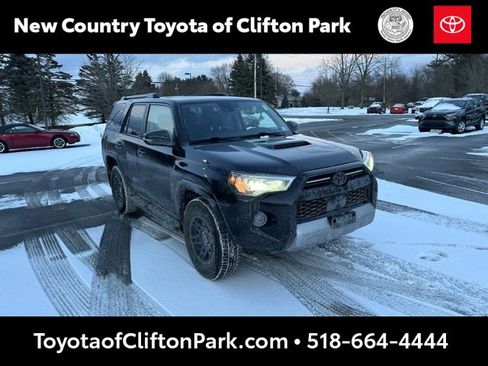Used 2024 Toyota 4Runner TRD Off-Road Premium image 1