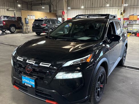 Used 2026 Nissan Rogue Rock Creek image 1
