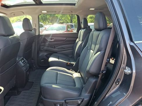 Certified 2025 Subaru Ascent Limited AWD/4WD image 10