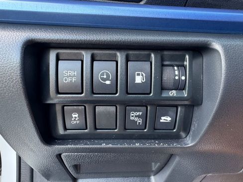 Used 2023 Subaru Crosstrek Hybrid image 38